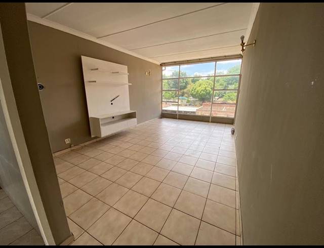 2 BEDROOM APARTMENT FOR SALE IN FLORIDA